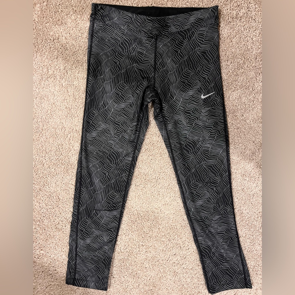 Nike Crop Leggings
